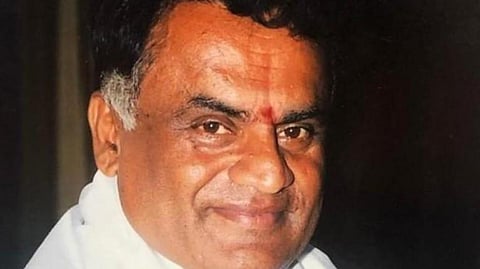 Veteran Kannada film actor Hulvana Gangadharaiah (Photo | Twitter)