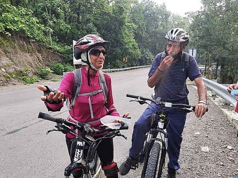 The cycling couple.