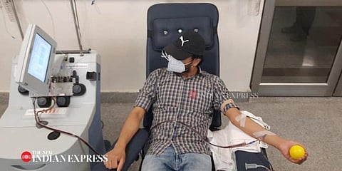 Plasma donors donate at Delhi plasma bank. (Photo| Shekhar Yadav, EPS)