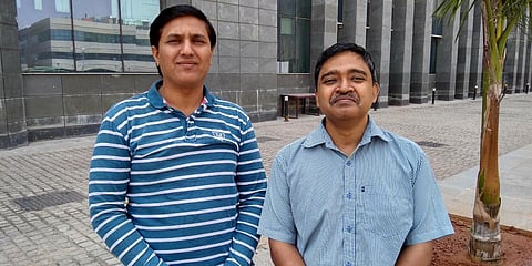 Dr Kishalay Mitra (R) and IIT-Hyderabad research scholar Kapil Gumte