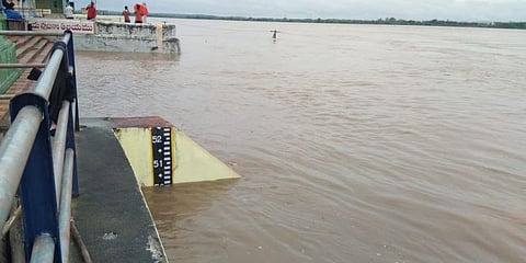 The water level in the Godavari is likely to cross the 57-feet mark on Sunday. (Photo | EPS)
