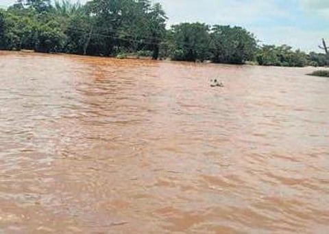 Flood water surges into Mathani village of Basta block in Balasore district | Express