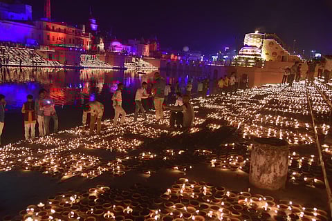 Ayodhya town decked up for the big day (Photo | EPS)