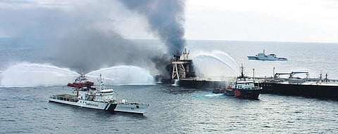 Efforts by Indian Coast Guard, Sri Lankan vessels and tugs have doused the reignited fire at MT New Diamond (Photo| EPS)