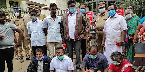 Family of 20-year-old Aadhitya staging protest in front of the postmortem ward refusing to sign the discharge papers. (Photo| EPS)