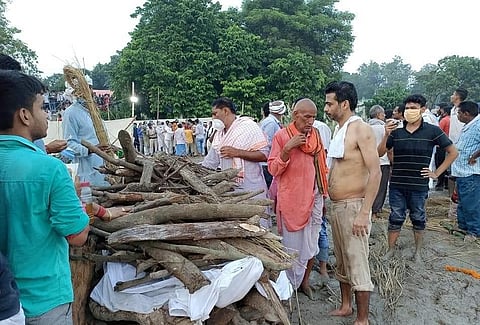 Cremation of Raghuvansh Prasad Singh. (Photo | Express)