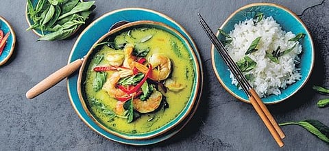 Spaghetti Pasta and Thai Green Curry are dishes served at Tamra