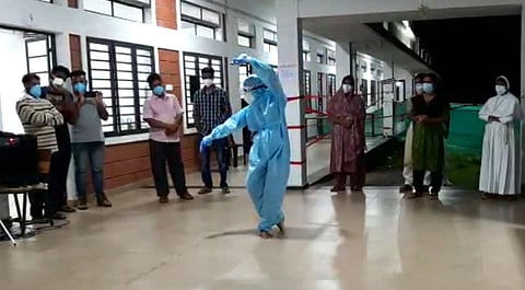 Dances at the Sultan Bathery Covid First-Line Treatment Centre