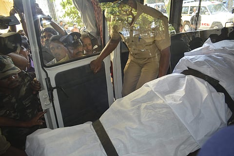 Body of slain Maoist leader CP Jaleel being brought to Kozhikode Medical College for postmortem (File photo | Manu R Mavelil/EPS)