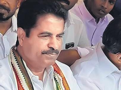 Attingal MP Adoor Prakash (Photo | Facebook)