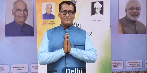 Surender Singh, a teacher attached with schools of the North MCD. (photo| Special Arrangment)