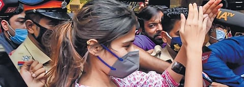 From Rhea issues to real issues