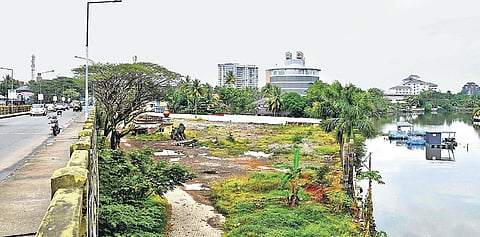 The area where 19-storey Holy Faith H2O at Maradu was once located (Inset) The complex being demolished in 2020 through controlled explosion. (Photo | Albin Mathew, EPS)