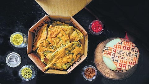 Palak Potta Chaat and Mushroom Galuti Slider in eco-friendly packaging from Pot Pot