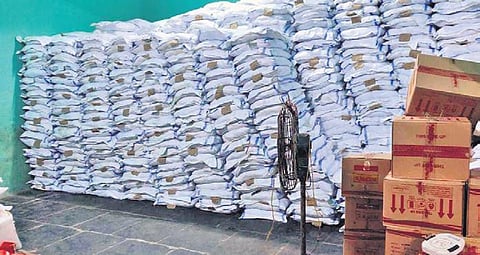 Bags of fake detergent powder seized by police | EXPRESS