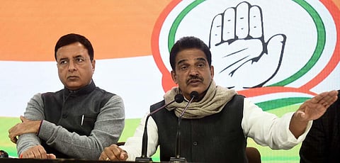 AICC General Secretaries KC Venugopal (R) and Randeep Surjewala l addresses the media after the CWC meeting in New Delhi. (Photo| Parveen Negi, EPS)