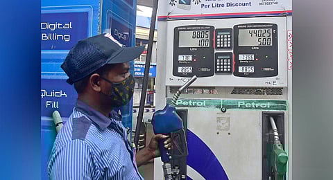 OMCs can reduce petrol, diesel prices by Rs 2-3: ICRA