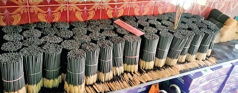 Student turns floral waste into incense sticks in Odisha