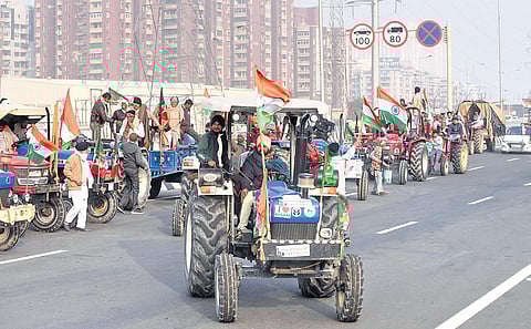 Farmers line up tractors at the Ghazipur border in New Delhi on Monday. (Photo | Parveen Negi, EPS)