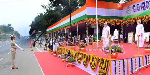 Odisha Governor Ganeshi Lal and CM Naveen Patnaik at the Republic Day celebrations in Bhubaneswar. (Photo| Twitter)
