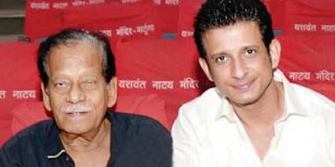 Theatre actor Arvind Joshi and son Sharman (Photo| Twitter)