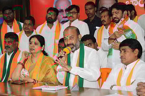 (Centre) BJP Telangana president Bandi Sanjay Kumar (Photo | EPS)