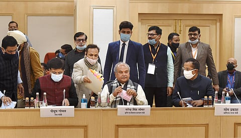 Agriculture minister Narendra Singh Tomar, Railway Minister Piyush Goyal and Minister of State for Commerce and Industry Som Prakash during the 8th round of talks. (Photo | PTI)