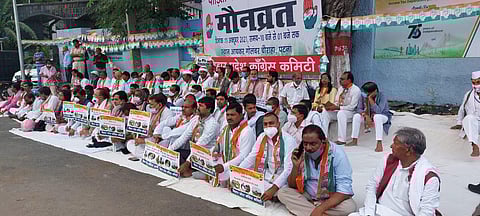 Congress Party leaders in Bihar on Maun Vrat (Photo | Twitter)