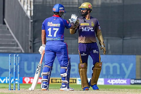 Rishabh Pant of Delhi Capitals and Dinesh Karthik of Kolkata Knight Riders during the Indian Premier League match between Kolkata Knight Riders and Delhi Capitals. (Photo | PTI)
