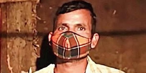 Pankaj Paswan is the relative of a gol gappa seller in Srinagar who was shot dead by militants. (Photo| EPS)