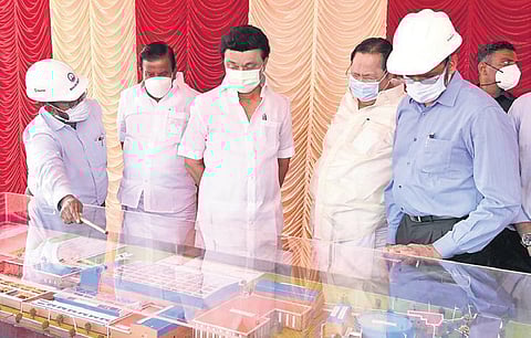 Chief Minister inspecting the works