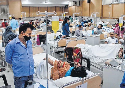 Dengue patients receive treatment at a hospital in Noida. (File photo| PTI)
