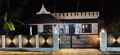 Nikhil’s DIY wall with iron mesh and metal can resist flooding