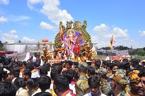 The movement of the procession was very slow throughout the course.