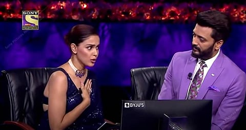Riteish Deshmukh and Genelia D'Souza in a still from KBC 13 (Photo | YouTube screengrab)