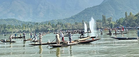 Sinagar Diary: Mega cleanliness, de-weeding drive at Dal Lake