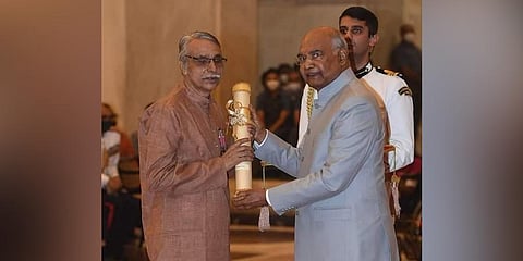 Balan Putheri receives Padma Shri award from President Ramnath Kovind.