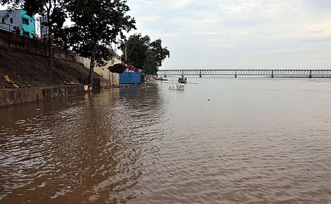 A swollen river Godavari in Andhra Pradesh. (File Photo| EPS)