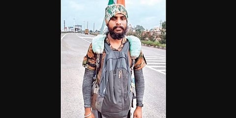 Sairaj Vamsikar on the 58th day of his journey reaches Anantapur (Photo | EPS)