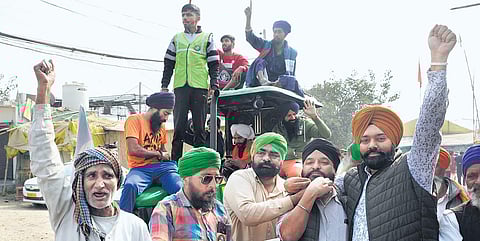 Celebrations at Singhu border in New Delhi on Friday | shekhar yadav