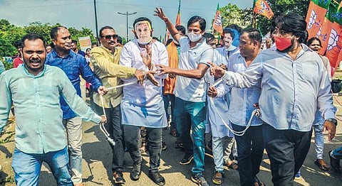 Police took the agitating BJP workers to preventive custody and released them later.