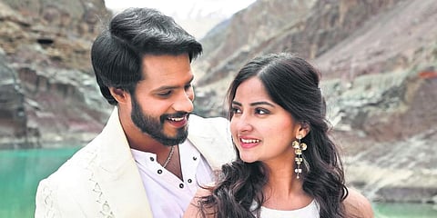 Nikhil Kumaraswamy (L) and Kashmira Paradeshi in 'Rider' (Photo| Cinema Express)