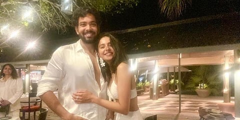 Rakul Preet Singh (R) with brother Aman Preet. (Photo| Instagram)