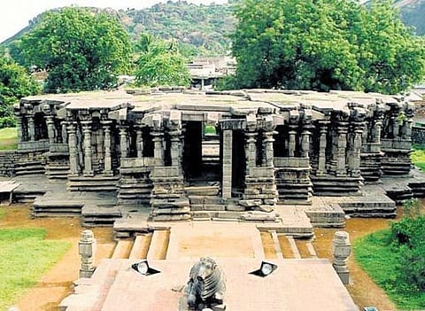 The Kalyana Mandapa of the Thousand Pillar Temple in Hanamkonda before it was deemed unsafe and dismantled in 2006.