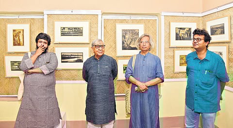 (L to R) Debojyoti Mukhopadhyay, artists Ganesh Haloi and Jogen Chowdhury and Saurav Dey at Debovasha’s latest exhibition