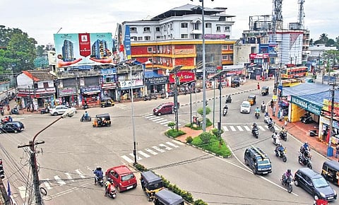 A view of Peroorkada Junction in Thiruvananthapuram | B P Deepu
