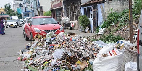No manpower to clear heaps of trash in Namakkal