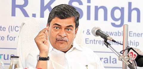 Union Power Minister R K Singh addressing media. (Photo | A Sanesh, EPS)