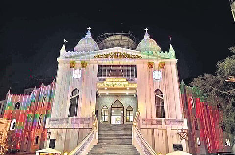 Churches visit homes to sing and pray together, but Covid meant cancelled carol plans. But here’s what churches in the city plan to do.