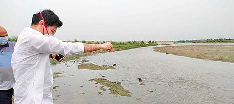 Delhi Jal Board vice chariman Raghav Chadha during a visit to Palla. (Photo| Twitter)